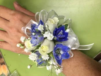 Corsage 32