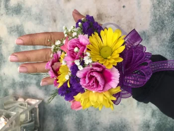 Corsage 45